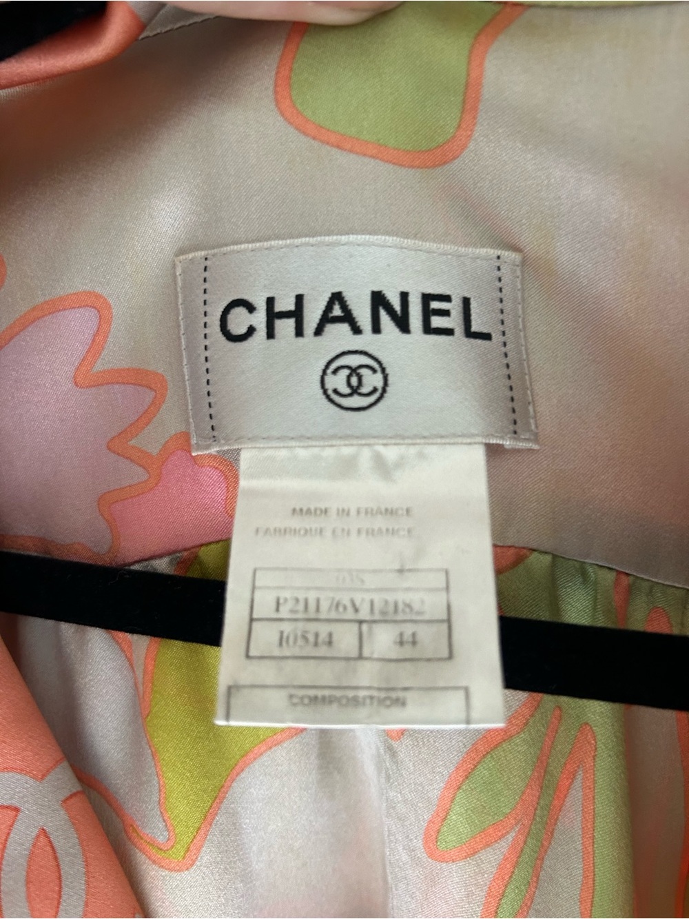 CHANEL Silk Logo Blouse - Picture 5 of 8